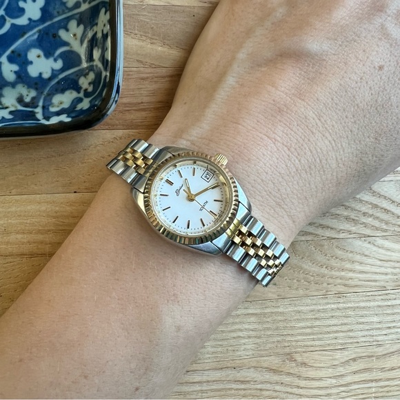 Belair Ladies Watch RARE Vintage Two Tone Bracelet White Dial Date Window - Picture 9 of 17